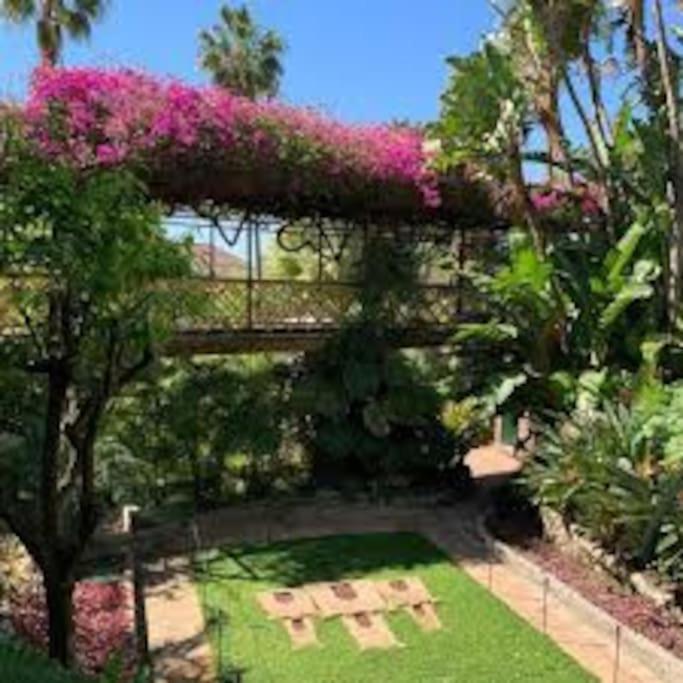 גיברלטר Best Location 2 Bed2 Bath W/Lift In Town! מראה חיצוני תמונה