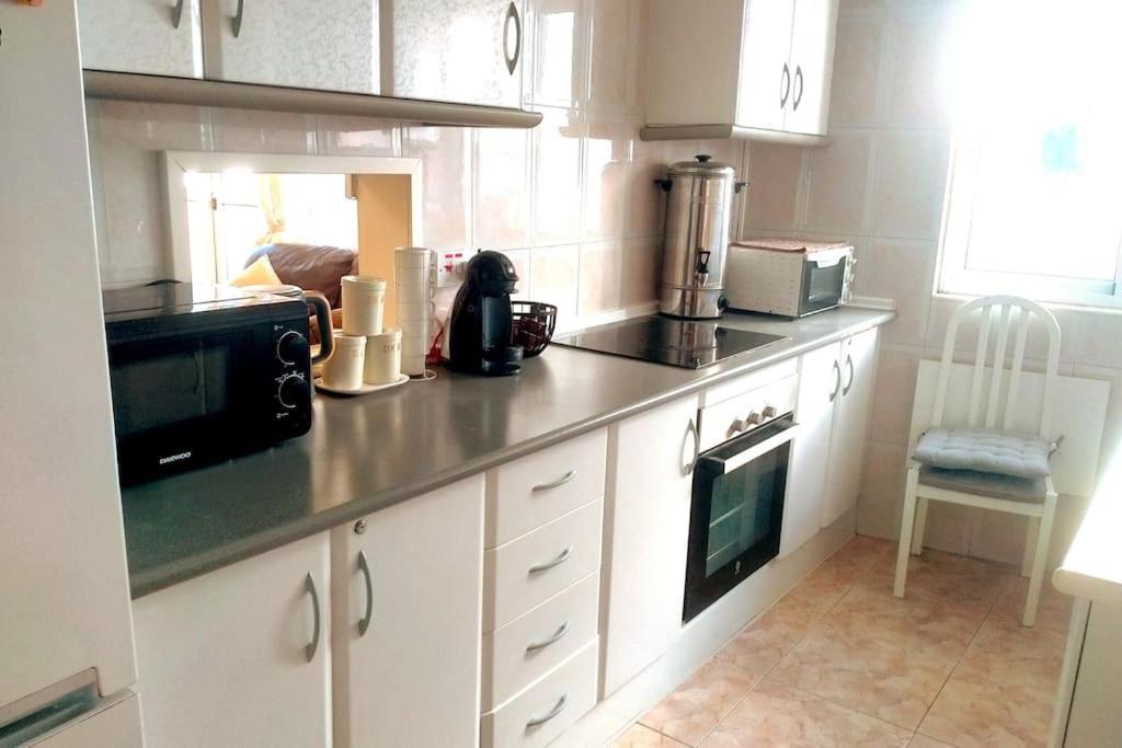 גיברלטר Best Location 2 Bed2 Bath W/Lift In Town! מראה חיצוני תמונה