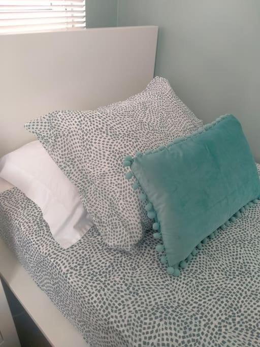 גיברלטר Best Location 2 Bed2 Bath W/Lift In Town! מראה חיצוני תמונה